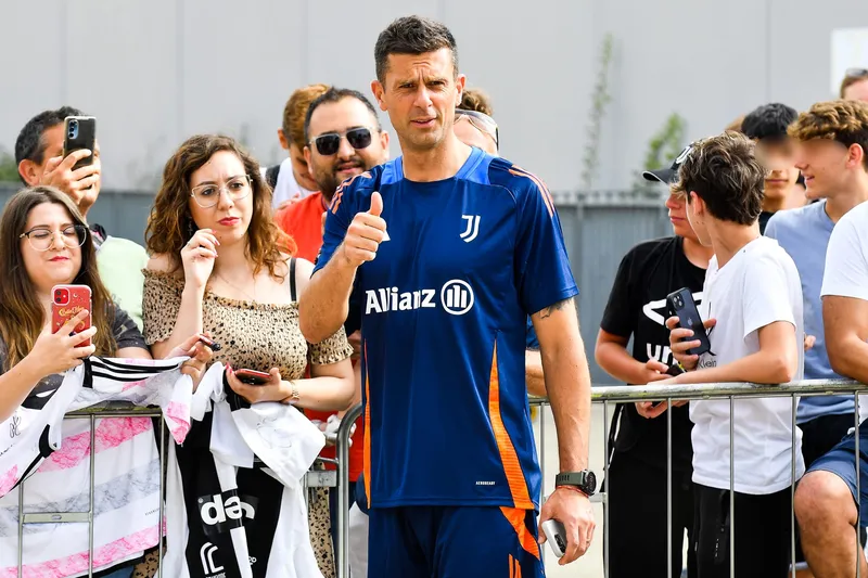 Foto: (IconSport) - Thiago Motta, novo t&eacute;cnico da Juventus