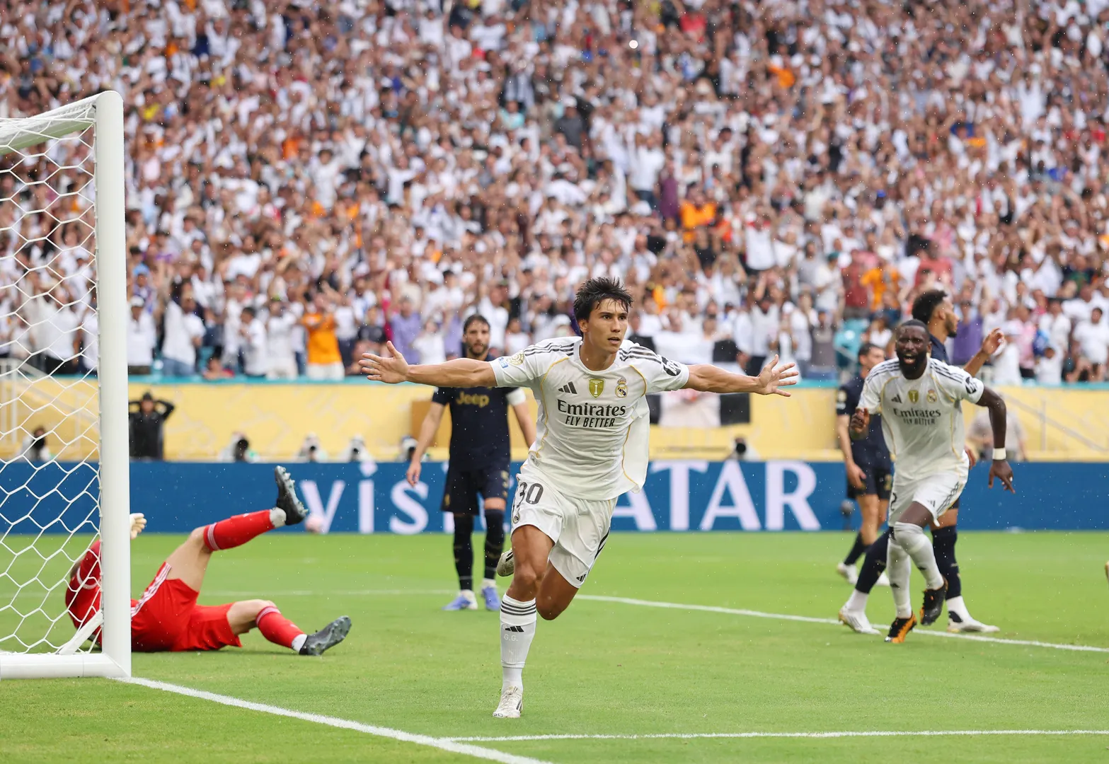 Gonzalo Garc&iacute;a comemora gol do Real Madrid Foto: (Imago)