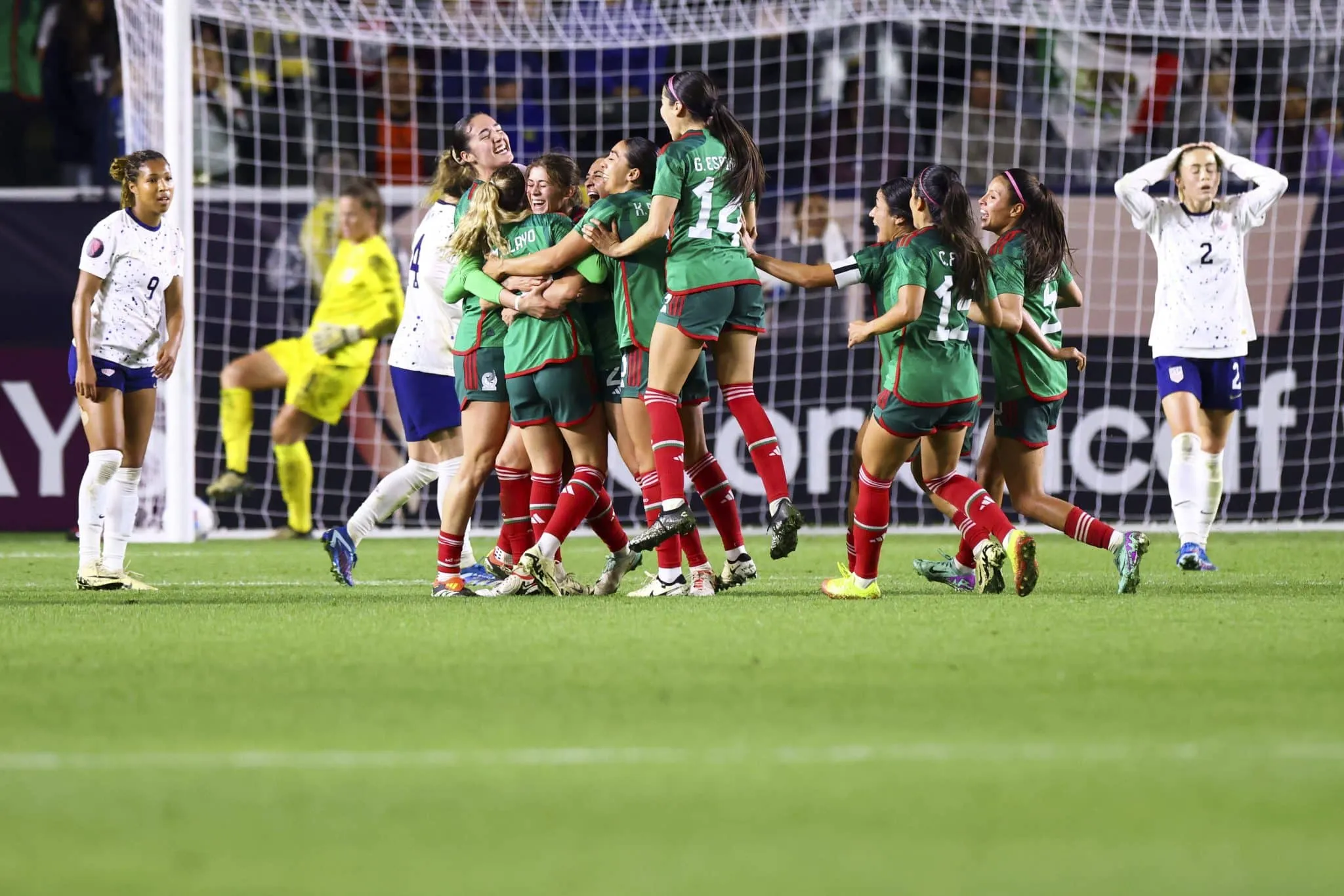 Sele&ccedil;&atilde;o americana feminina em decl&iacute;nio? Derrota dos EUA para o M&eacute;xico na Copa Ouro acende sinal de alerta