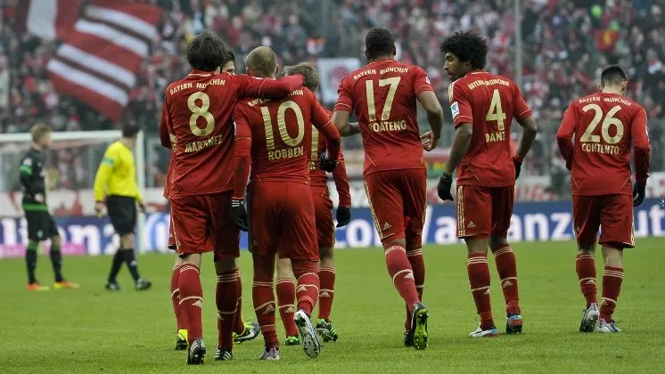 Bayern massacra Werder sem esfor&ccedil;o, com time misto