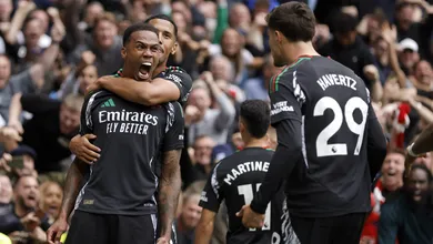 Um Gabriel precisava brilhar: zagueiro brasileiro decide para o Arsenal contra o Tottenham