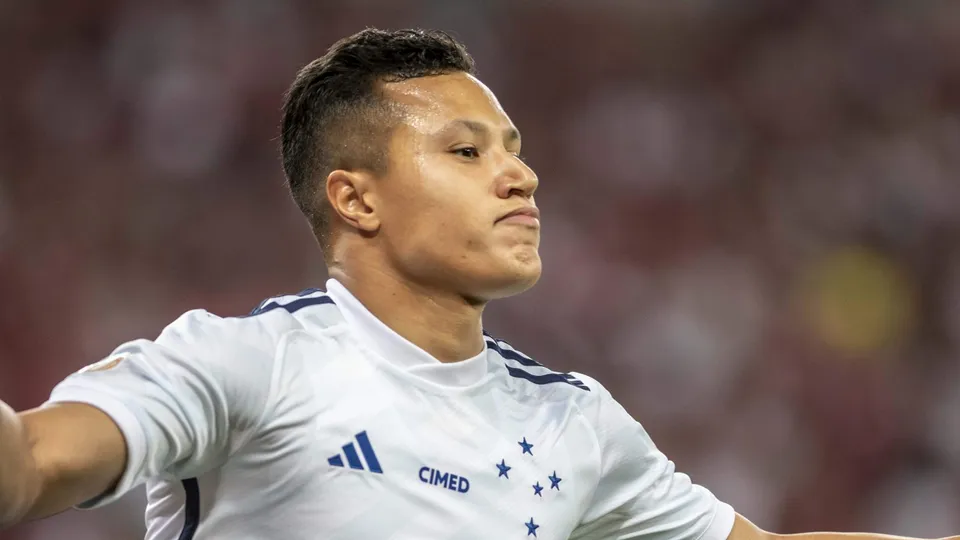 Marlon comemora gol marcado em Flamengo 1x1 Cruzeiro, no Maracan&atilde;, durante o primeiro turno do Campeonato Brasileiro