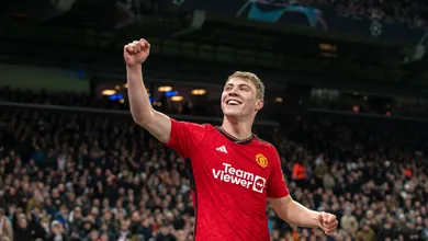 Confian&ccedil;a de Hojlund vinda da Champions pode ser trunfo para ineficaz ataque do Manchester United
