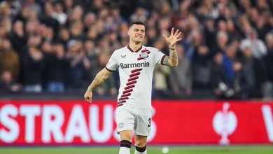 Bayer Leverkusen mant&eacute;m invencibilidade hist&oacute;rica com mais um milagre na Liga Europa