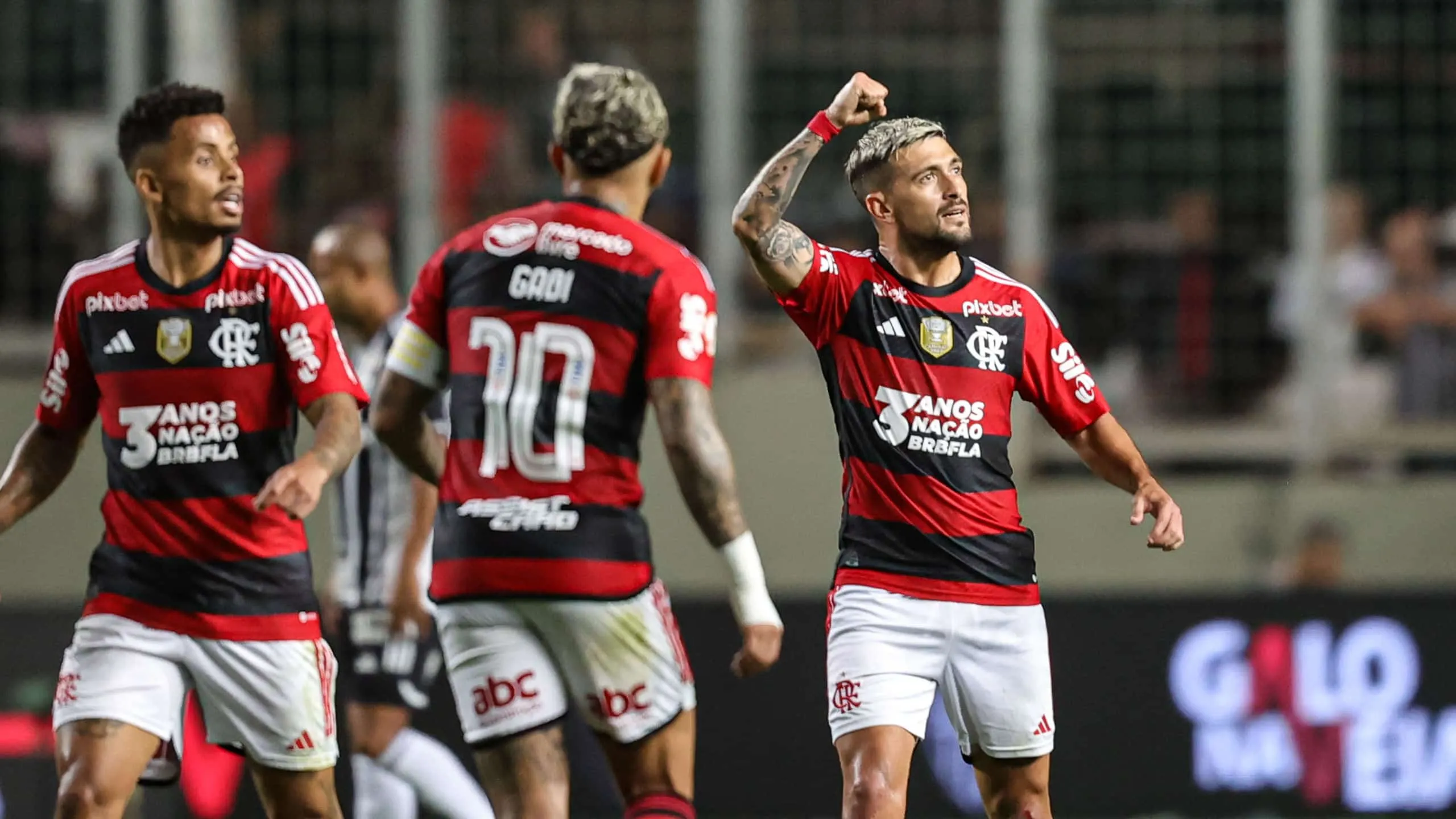 Paulo Jr: Flamengo do tot&oacute; de Porto Alegre &eacute; favorito na Libertadores &ndash; do caos em BH tamb&eacute;m