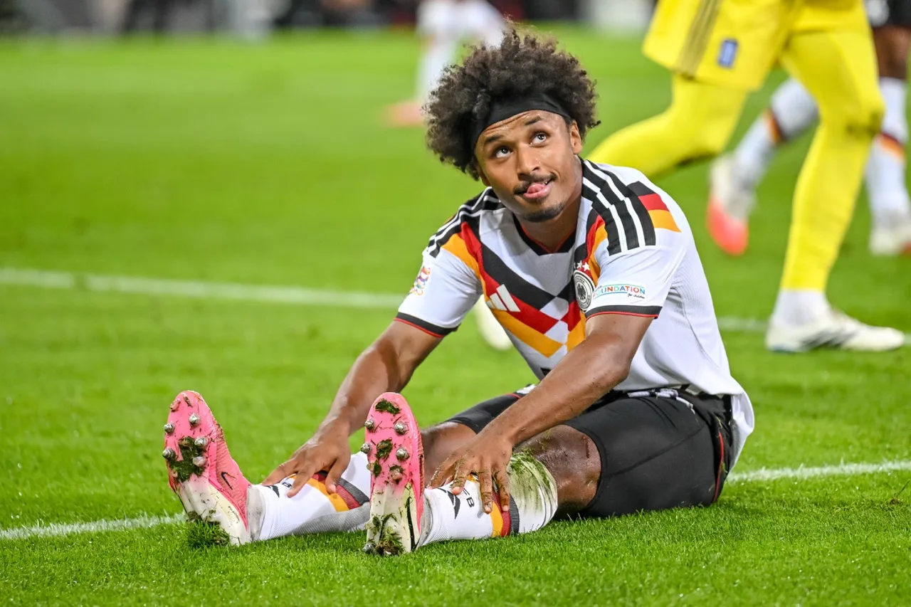 Adeyemi foi quem mais levou perigo ao gol da Gr&eacute;cia