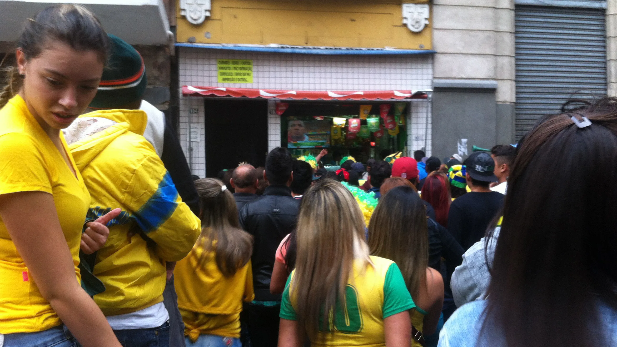 Como o povo viu a humilha&ccedil;&atilde;o do Brasil: &ldquo;porcaria&rdquo; e &ldquo;vergonha&rdquo;