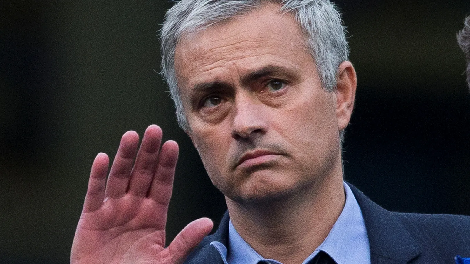 &ldquo;Prefiro perder a ganhar por ele&rdquo;: o dilema que p&otilde;e em d&uacute;vida a perman&ecirc;ncia de Mourinho
