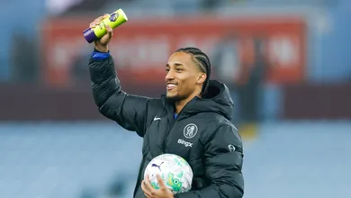 &rsquo;Assustador&rsquo;: Jo&atilde;o Pedro &eacute; exaltado ap&oacute;s goleada do Chelsea fora de casa