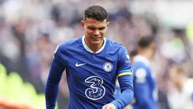 Pochettino explica porqu&ecirc; DM do Chelsea &eacute; &lsquo;incr&iacute;vel&rsquo; mesmo com 14 lesionados