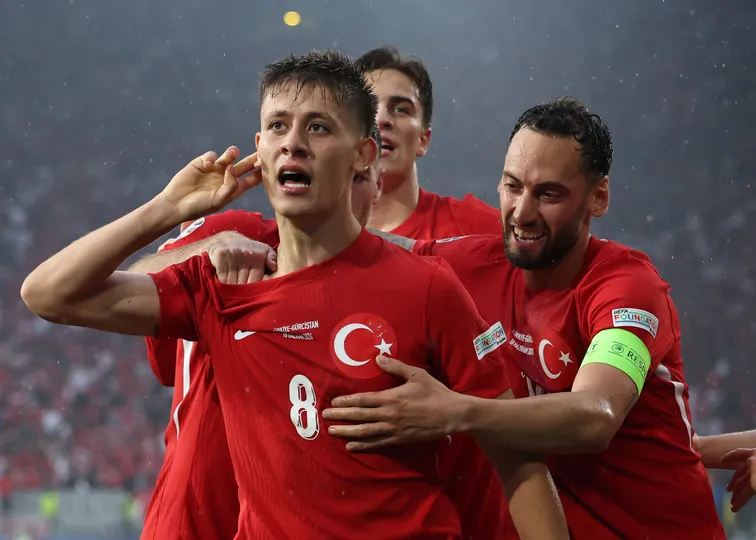 Destaque da Euro 2024 pela Turquia, Arda G&uuml;ler quer mais minutos na temporada 2024/2025. Foto: Icon Sport