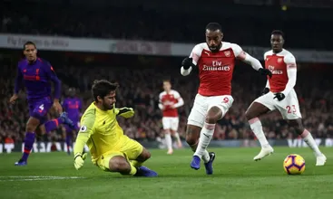 Arsenal e Liverpool proporcionaram um jogo intenso e de excelente futebol no Emirates