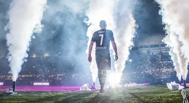 Rib&eacute;ry: &ldquo;O futebol &eacute; minha vida, por isso quis ficar na Europa e tive sorte em achar a Fiorentina&rdquo;