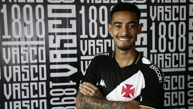 Vasco anuncia lateral Jefferson e, enfim, tem reserva para Lucas Piton