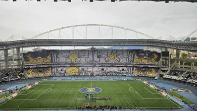 Botafogo x S&atilde;o Paulo tem gritos de &lsquo;entrega&rsquo; e invas&atilde;o no setor visitante