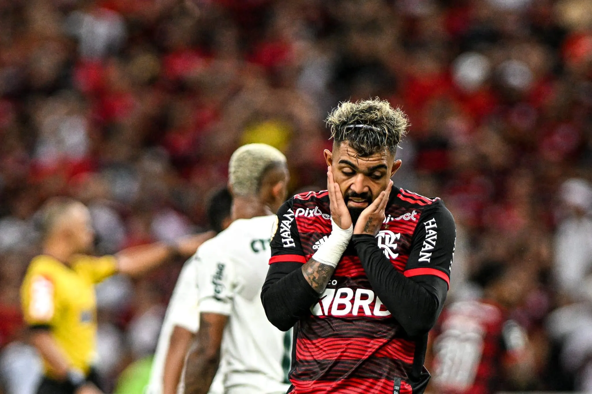 Fala de Caio Ribeiro sobre suspens&atilde;o Gabigol est&aacute; totalmente errada