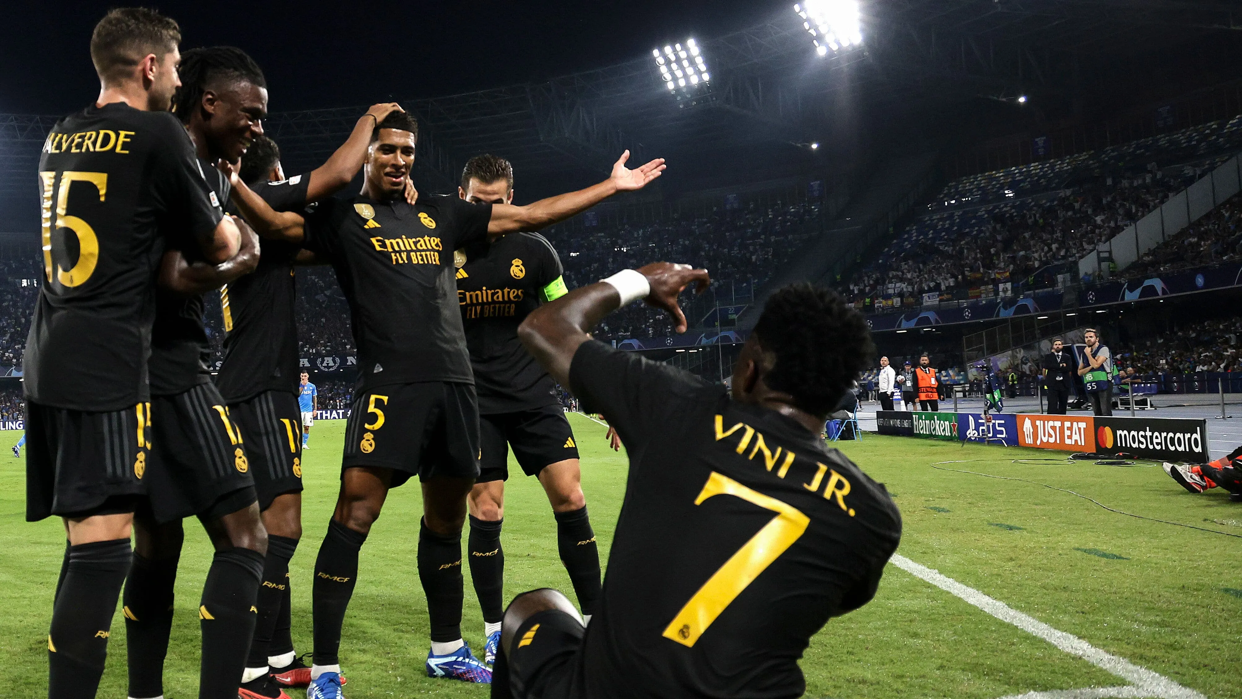 Bellingham sobre Vin&iacute;cius J&uacute;nior: &ldquo;Melhor do mundo&rdquo;