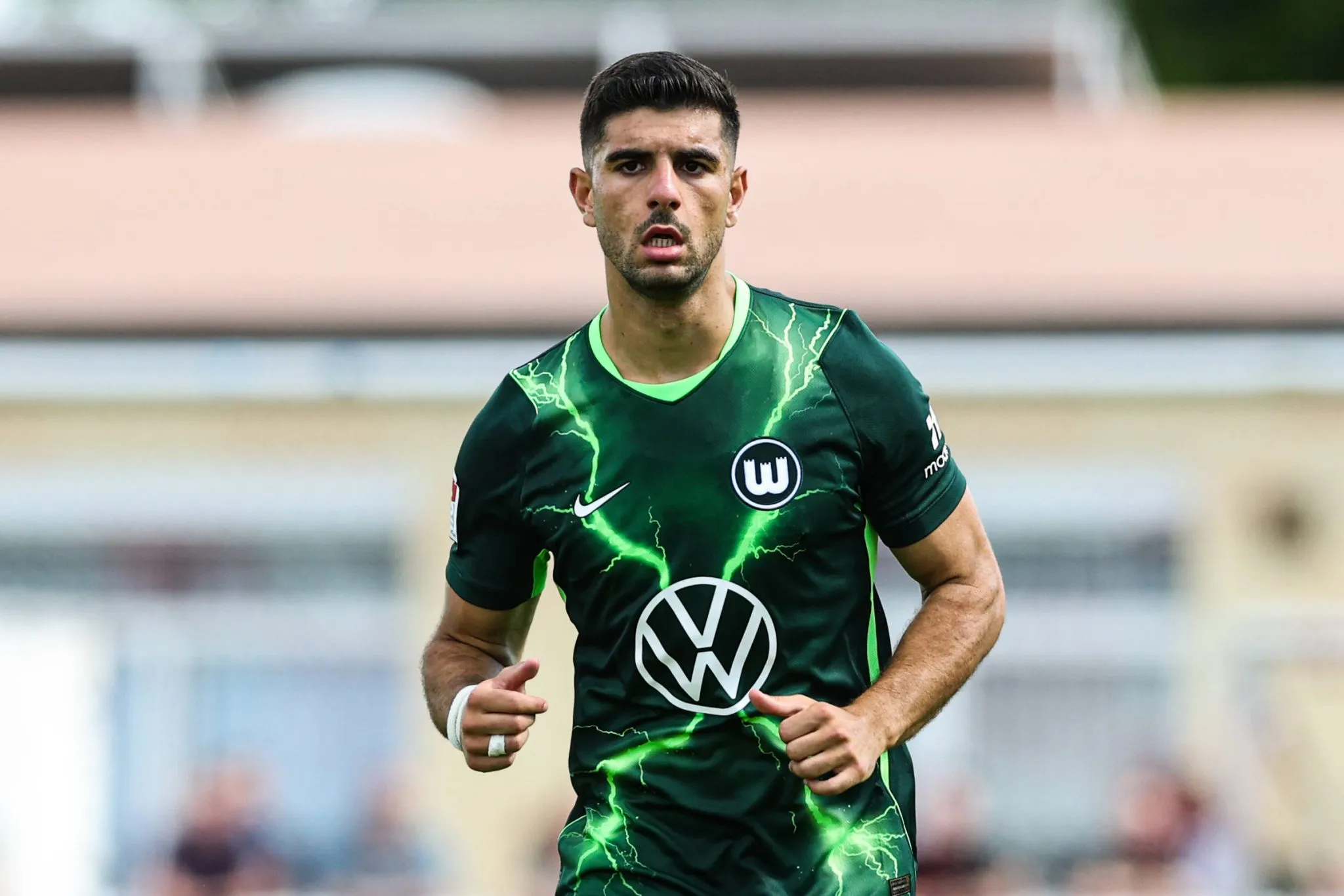 Konstantinos Koulierakis, zagueiro ex-Wolfsburg