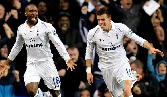 Com virada-rel&acirc;mpago, Tottenham passa pelo QPR