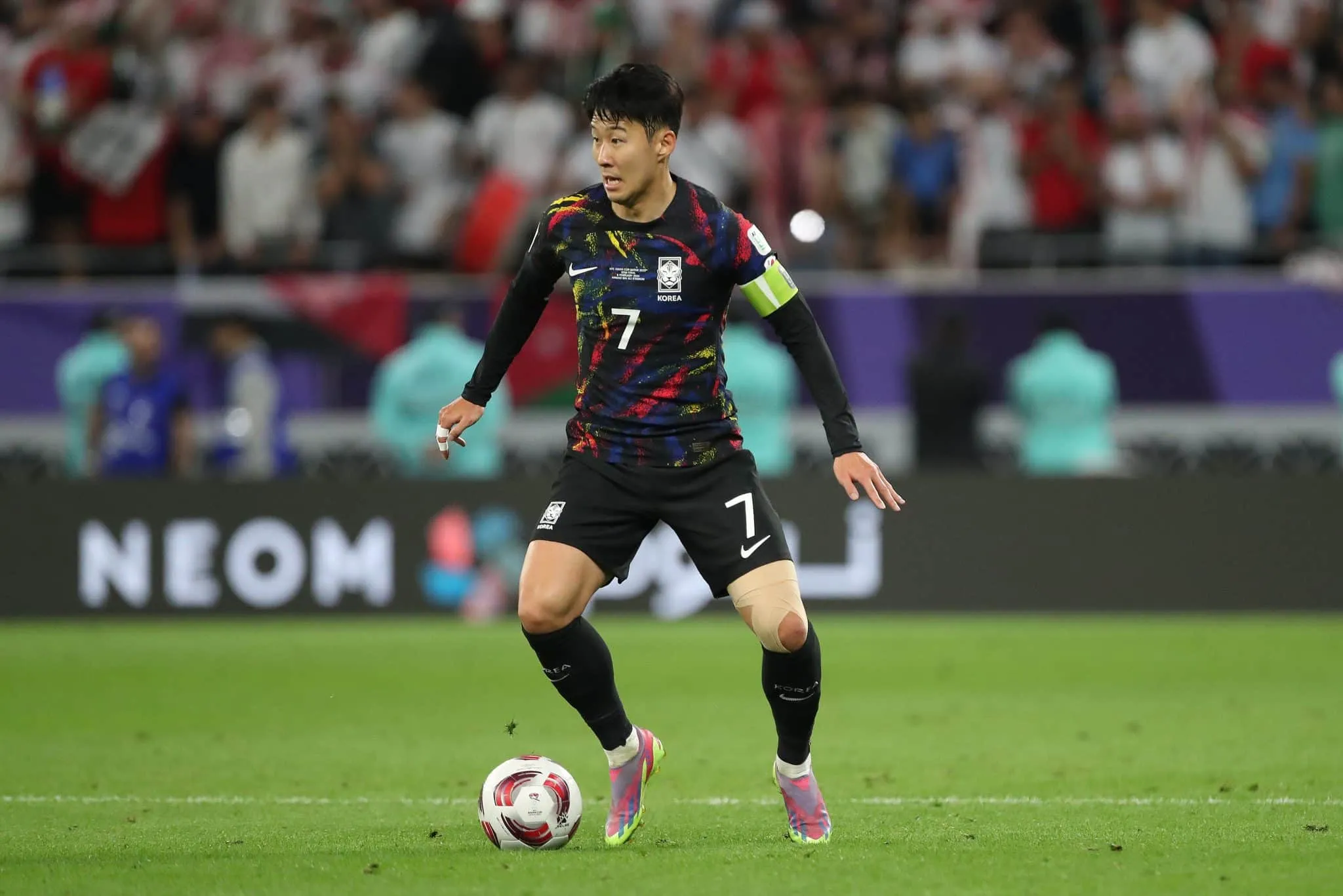 Tottenham quer acelerar volta de Son ap&oacute;s queda da Coreia do Sul