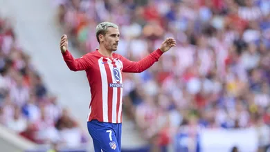 Griezmann decide contra a Real Sociedad e mant&eacute;m embalo do Atl&eacute;tico de Madrid