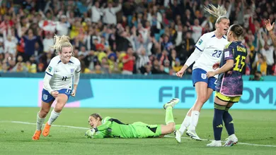 Inglaterra pune erros e avan&ccedil;a, mas Col&ocirc;mbia deixa Copa do Mundo de cabe&ccedil;a erguida