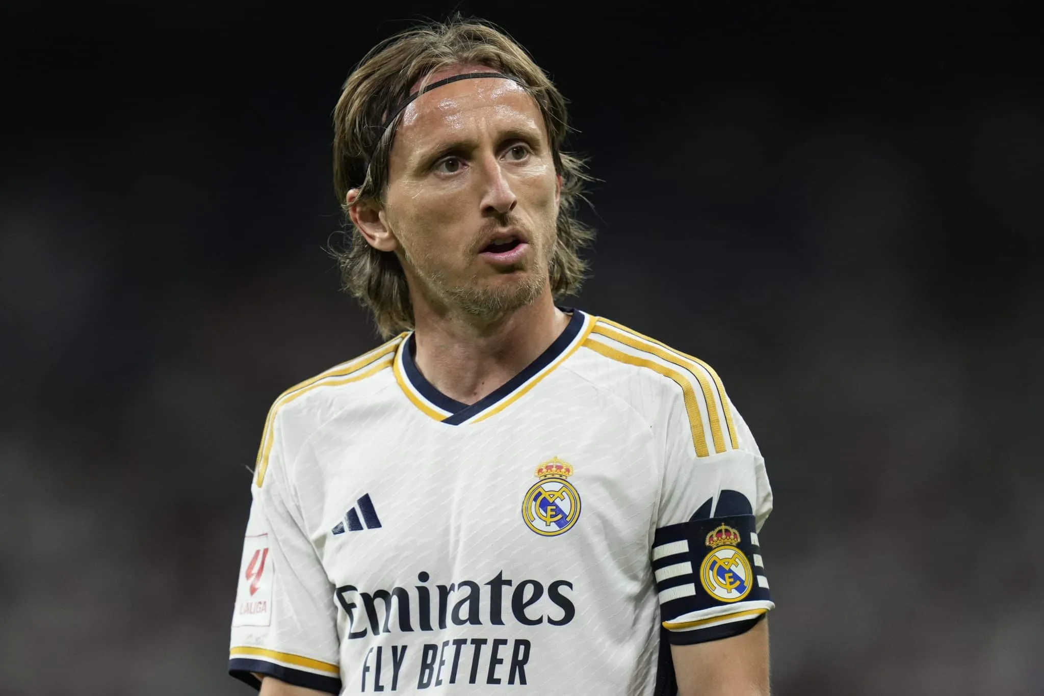 &lsquo;N&atilde;o posso contar&rsquo;: Modrić se declara ao Real Madrid, mas despista sobre futuro