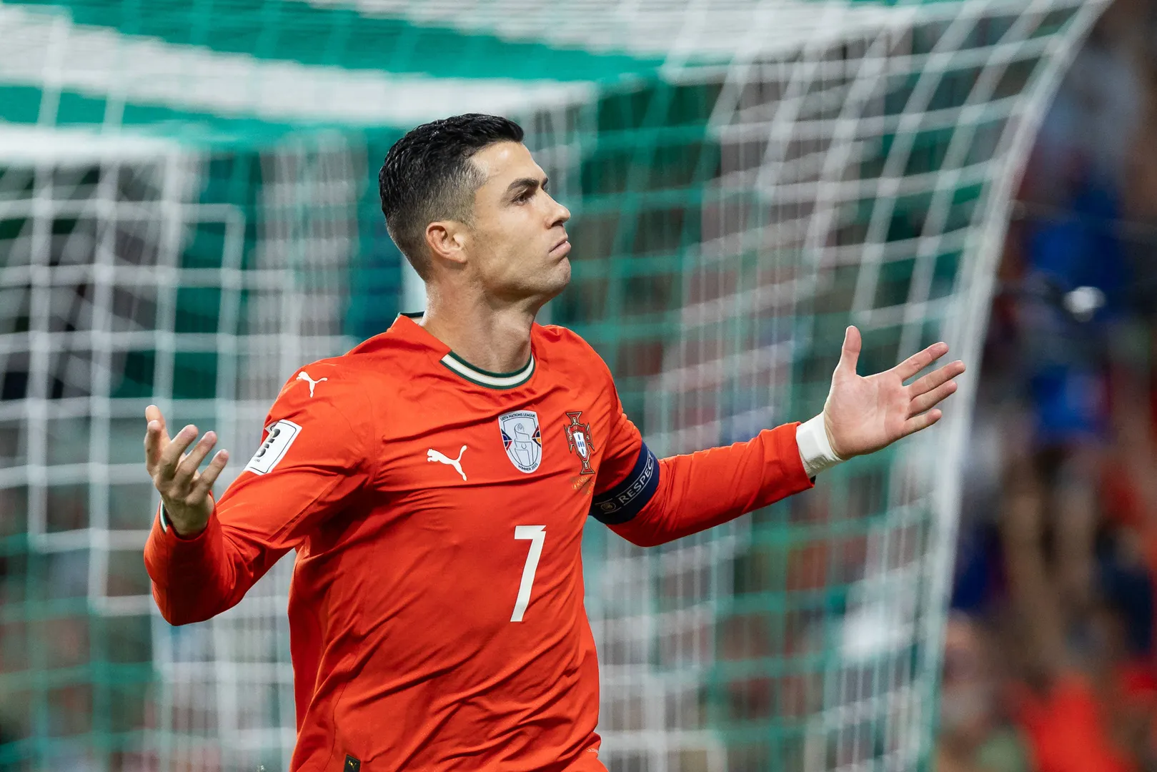 Cristiano Ronaldo celebra gol por Portugal