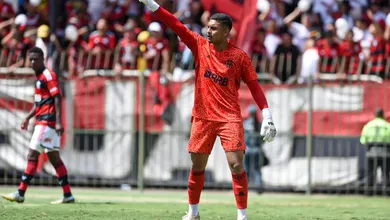 &lsquo;Eu acredito muito no sistema defensivo&rsquo;, diz M&aacute;rio Jorge sobre o Flamengo na Copinha
