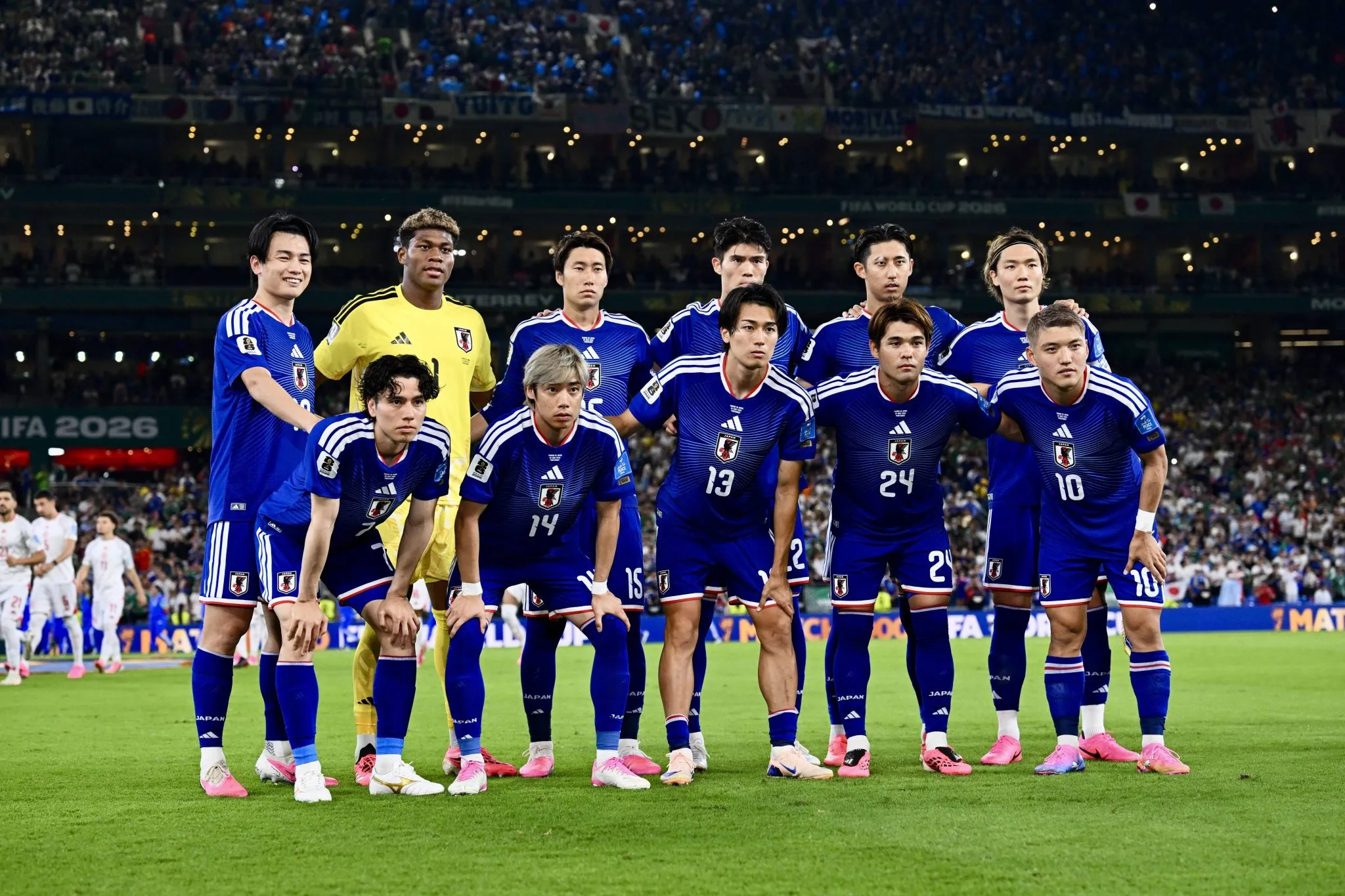 Sele&ccedil;&atilde;o japonesa perfilada