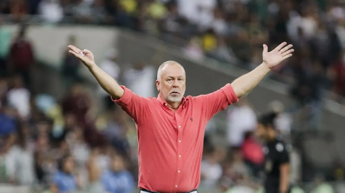 Mano Menezes j&aacute; fez mais que Diniz pelo Fluminense no Brasileir&atilde;o