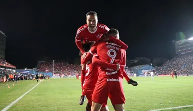O Inter esperou o momento e, no apagar das luzes, Guerrero garantiu uma &oacute;tima vit&oacute;ria no Uruguai