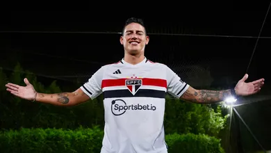 Mauricio Noriega: James exp&otilde;e car&ecirc;ncia de &iacute;dolos do torcedor brasileiro
