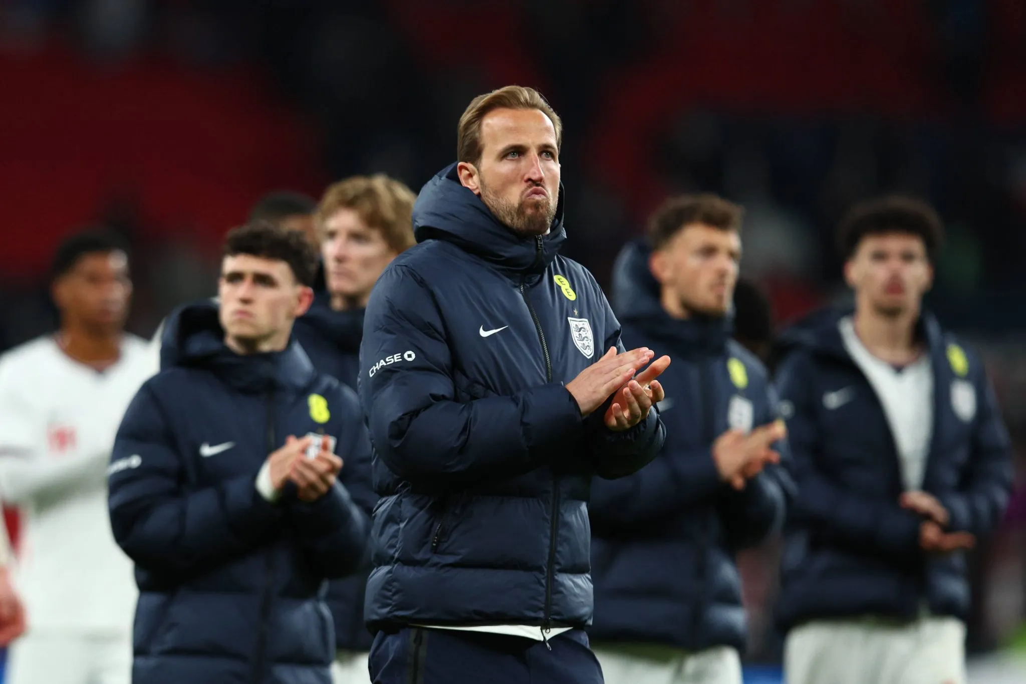Kane se machucou a servi&ccedil;o da sele&ccedil;&atilde;o inglesa (Foto: Imago/Craig Mercer)