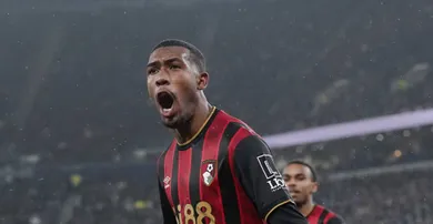 &lsquo;Acostumado com press&atilde;o&rsquo;: Resili&ecirc;ncia de Rayan rende elogios de t&eacute;cnico no Bournemouth