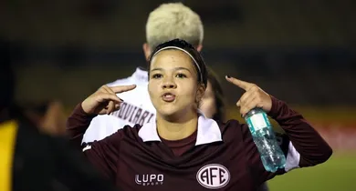 Ferrovi&aacute;ria elimina as atuais campe&atilde;s e avan&ccedil;a &agrave;s semifinais da Libertadores Feminina