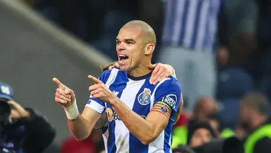 Mais velho a marcar na hist&oacute;ria da Champions, Pepe fala em aposentadoria: &lsquo;Falta pouco&rsquo;