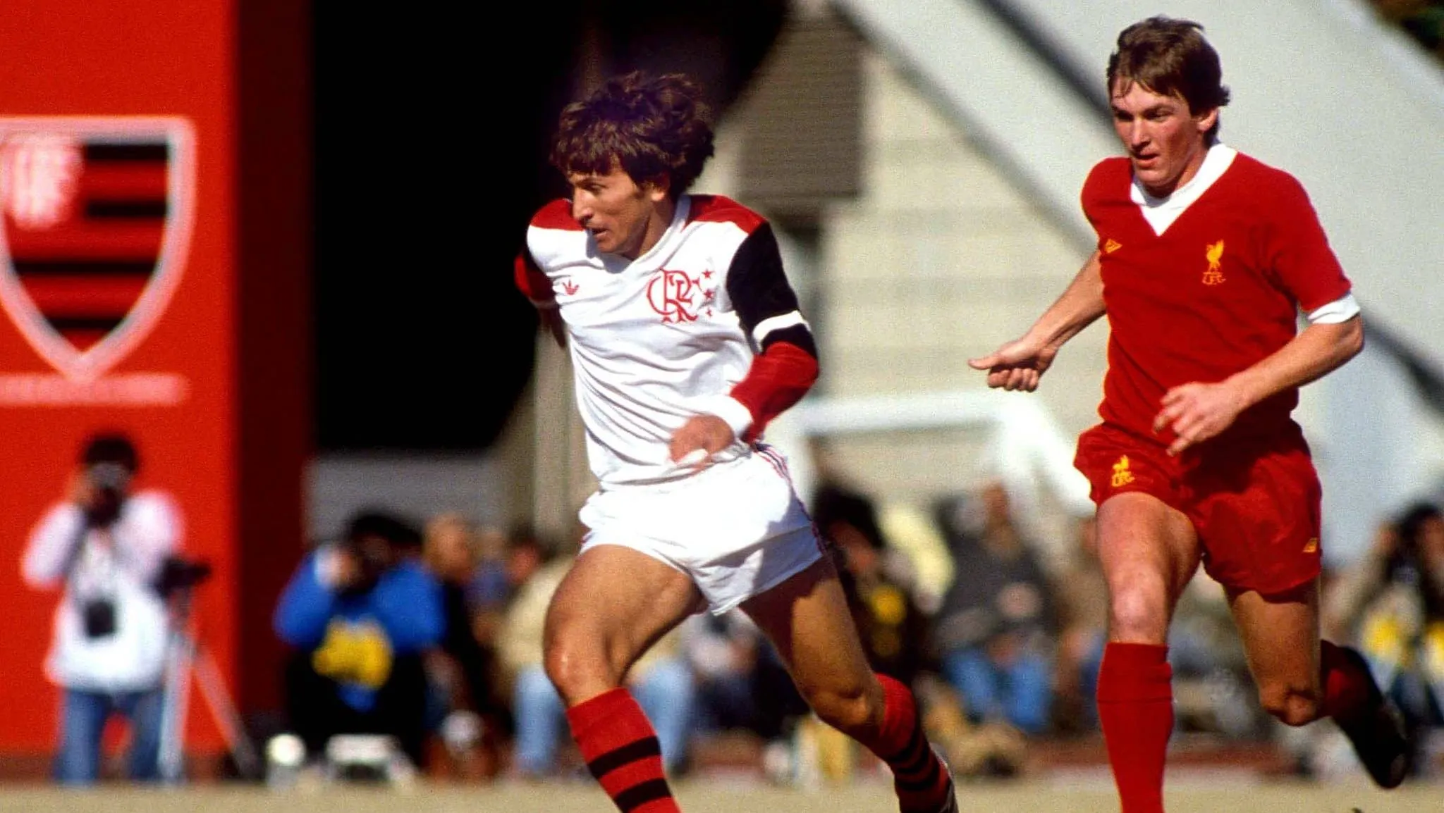 Andrey Raychtock: &lsquo;O mundo n&atilde;o conhece as hist&oacute;rias internas do futebol brasileiro&rsquo;