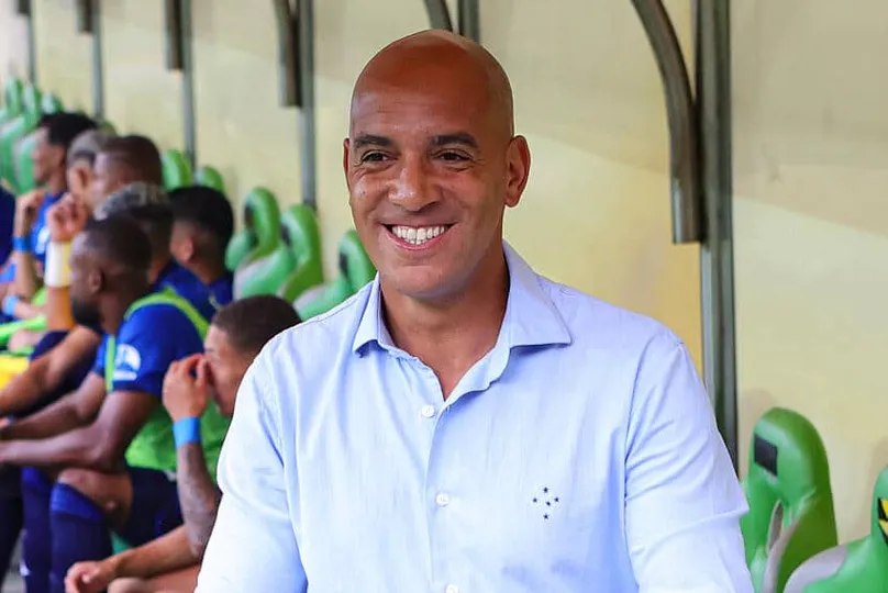 Pepa sorri durante partida do Cruzeiro