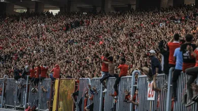 Num vulc&atilde;o de gente, Al Ahly d&aacute; um passo firme para ser campe&atilde;o africano pela nona vez