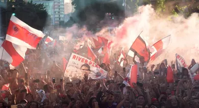 A calorosa recep&ccedil;&atilde;o ao River no retorno para casa reconhece um trabalho que vai al&eacute;m dos 90 minutos