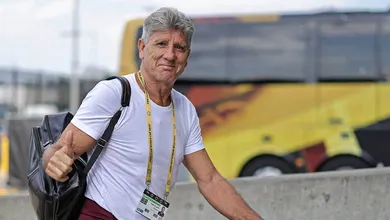 Tr&ecirc;s zagueiros de novo? Por que Fluminense pode repetir estrat&eacute;gia contra Al-Hilal
