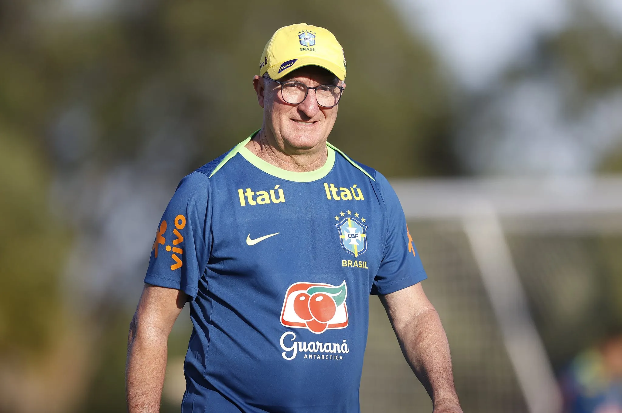 Dorival revela torcida e responde se Vini Jr deve ganhar Bola de Ouro