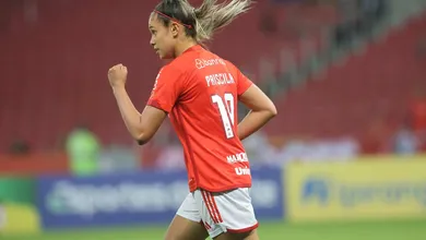 Priscila, do Internacional, vence disputa entre brasileiras e &eacute; eleita Rainha da Am&eacute;rica