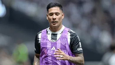 Impot&ecirc;ncia define sentimento de Milito e da torcida do Atl&eacute;tico-MG sobre Zaracho
