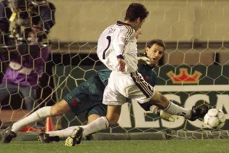 20 anos de um joga&ccedil;o em T&oacute;quio: O excelente Real Madrid 2&times;1 Vasco e o gol m&iacute;tico de Ra&uacute;l