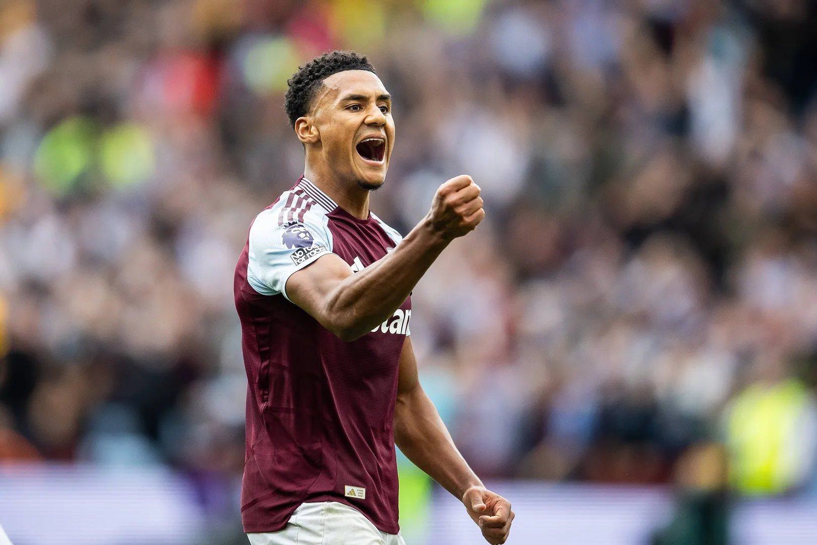 Watkins em a&ccedil;&atilde;o pelo Aston Villa