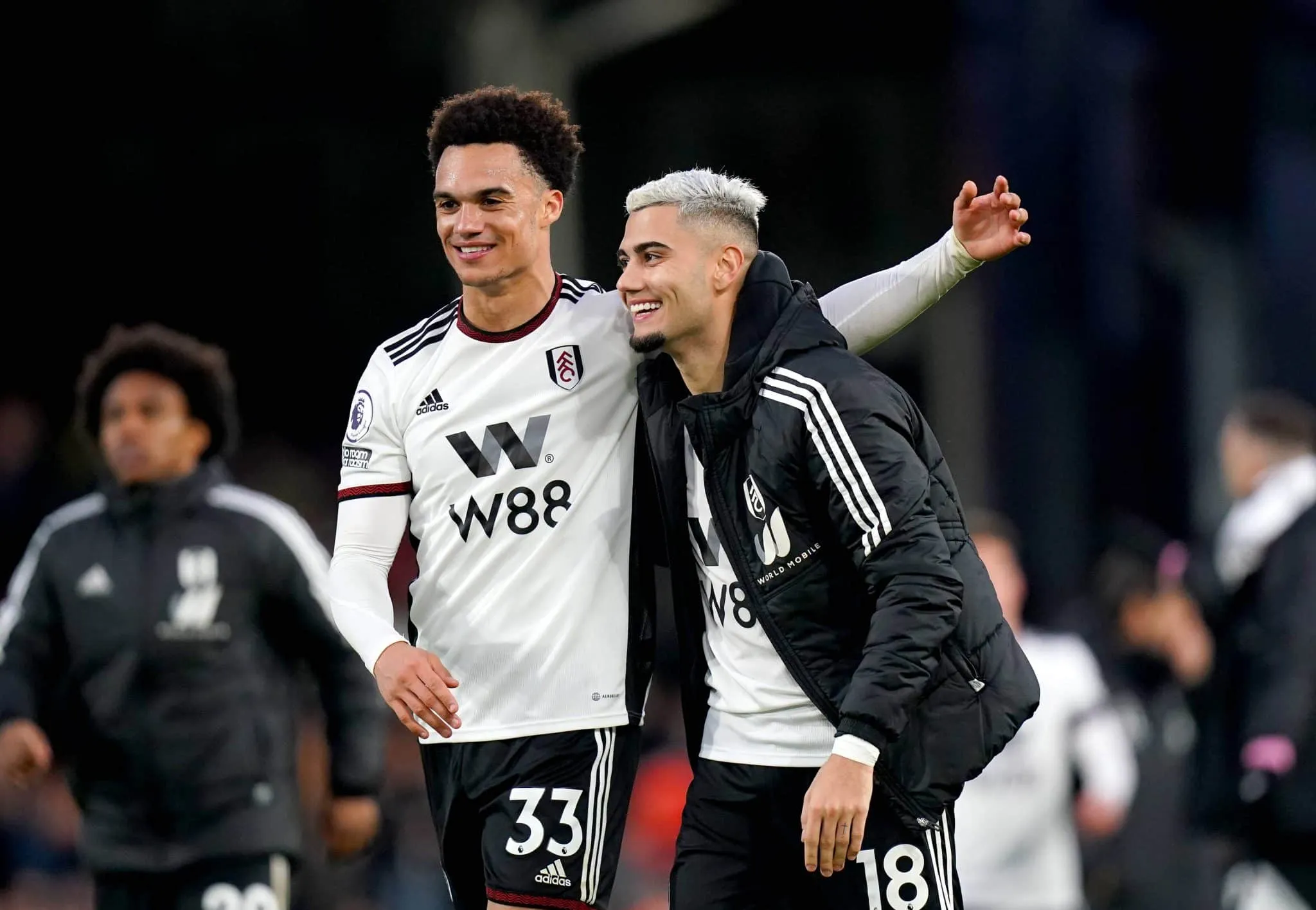 Manchester United e Liverpool travam cl&aacute;ssico por colega de Andreas Pereira no Fulham