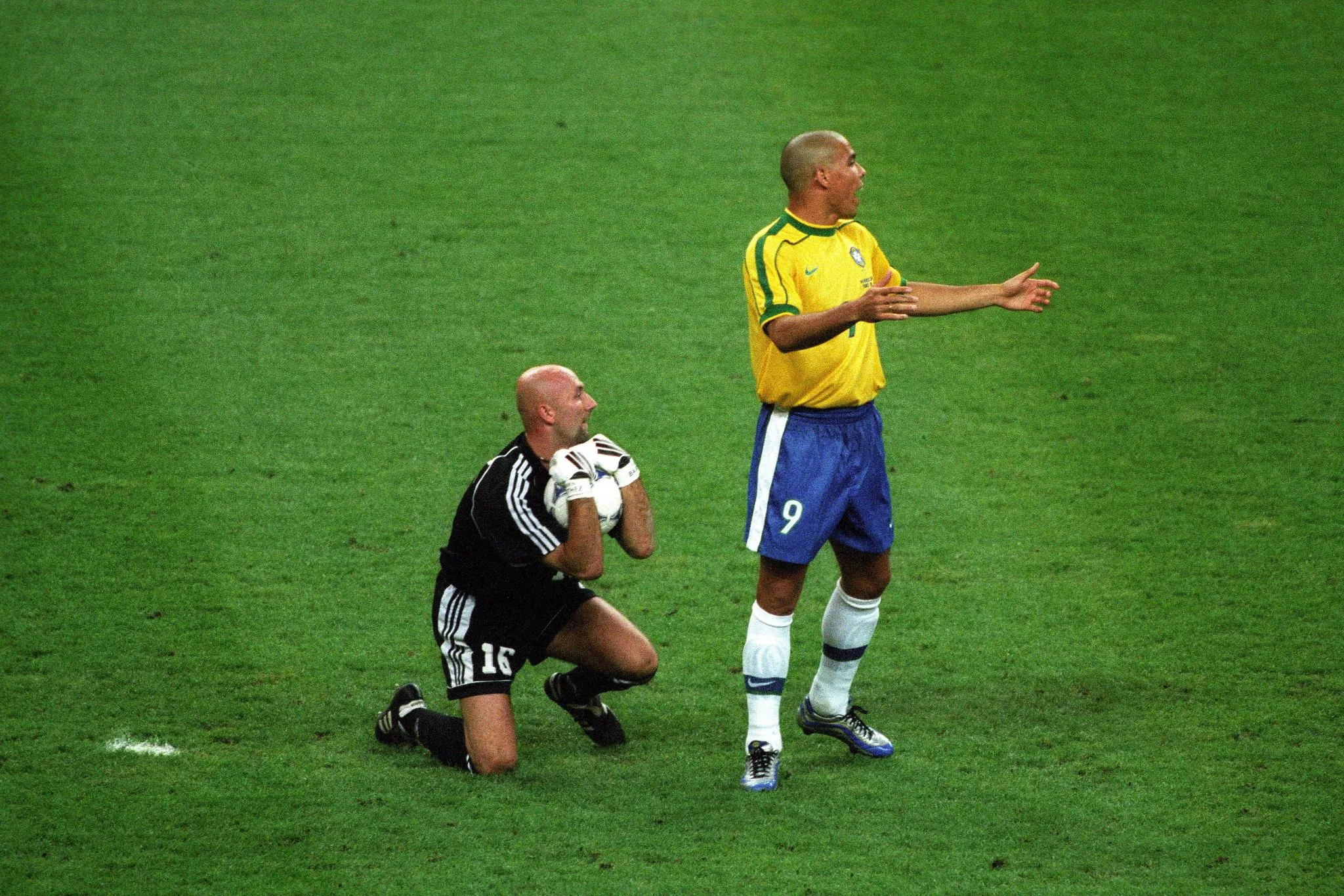 Barthez foi o grande goleiro da Copa de 1998. Foto: IMAGO/WEREK