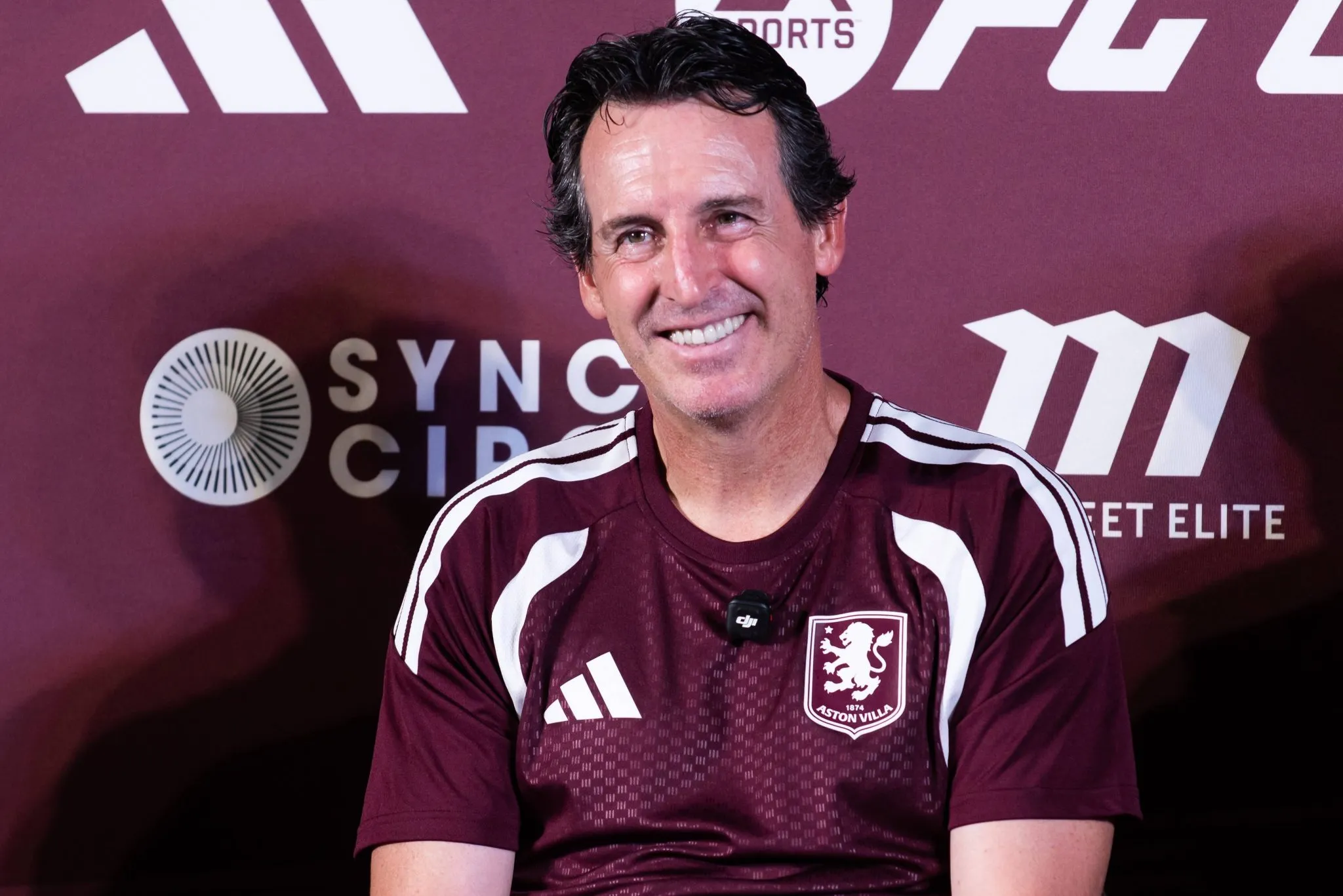 O t&eacute;cnico Unai Emery, do Aston Villa